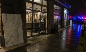 night scene similar to where the burglary took place